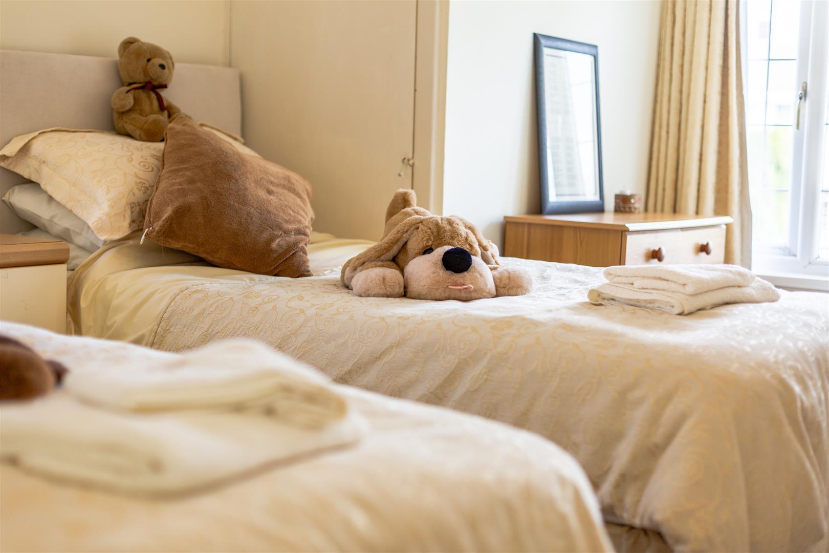 Gower Road, Upper Killay, Swansea, SA2 7HE